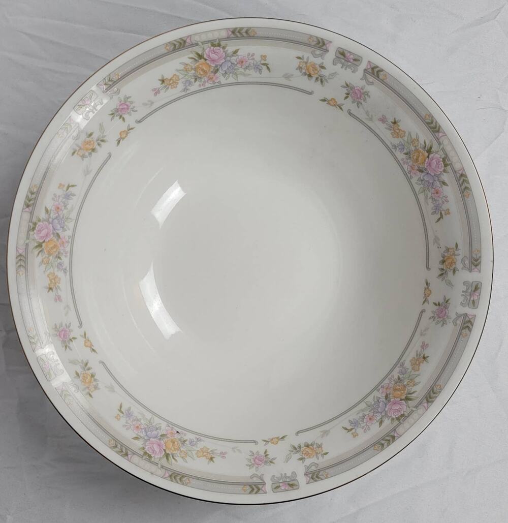 Farberware Southampton 1992 223k 9" China Serving Bowl